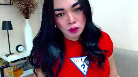 Snapshot of pinaymorena69 chatting on 02/18/25, 11:00 Just cath  online show from 02/18/25, 11:00