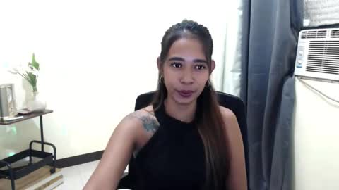 Snapshot of pinaymorena_renelda chatting on 11/05/25, 03:17 pinaymorena_renelda online show from 11/05/25, 03:17