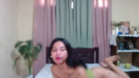 Snapshot of pinaymorena_stephanie chatting on 06/12/26, 12:42 pinaymorena_stephanie online show from 06/12/26, 12:42