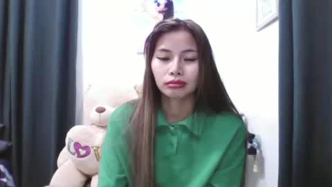 pinaypetite971689 online show from 02/07/25, 02:04