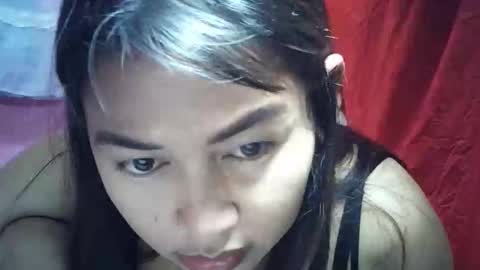 Snapshot of pinaysunday chatting on 12/15/25, 12:15 pinaysunday online show from 12/15/25, 12:15