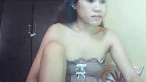 Snapshot of pinaysweet_couple chatting on 04/21/26, 03:13 pinaysweet_couple online show from 04/21/26, 03:13