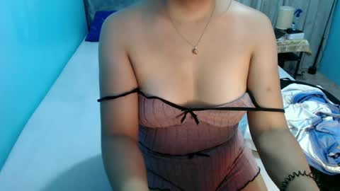 Snapshot of pinaysweetbunnyxx chatting on 06/16/26, 05:21 pinaysweetbunnyxx online show from 06/16/26, 05:21