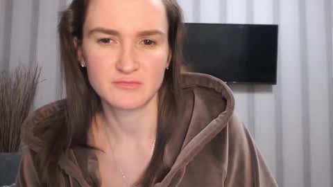       online show from 01/05/25, 04:06