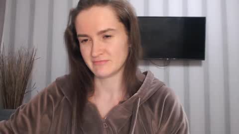       online show from 01/05/25, 07:07