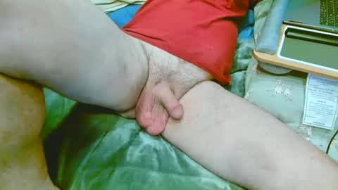 Snapshot of pinewoodman chatting on 09/14/25, 08:57 pinewoodman online show from 09/14/25, 08:57