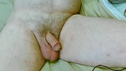 Snapshot of pinewoodman chatting on 10/11/25, 06:34 pinewoodman online show from 10/11/25, 06:34