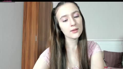 pingviluly online show from 09/22/25, 06:37