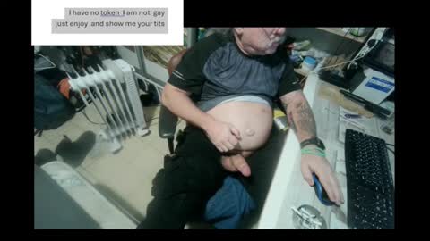 pini_z online show from 12/22/24, 04:38