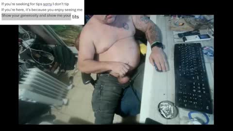 pini_z online show from 01/14/25, 05:23