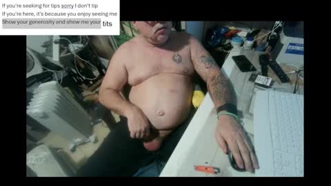 pini_z online show from 01/19/25, 08:19