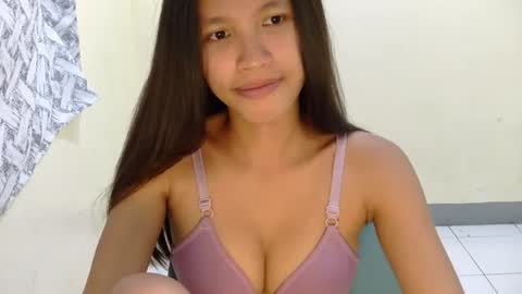 pink_bubbles011 online show from 07/20/26, 09:45