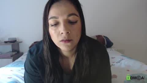 Snapshot of pink_kitten_ chatting on 02/23/26, 01:08 Eli online show from 02/23/26, 01:08