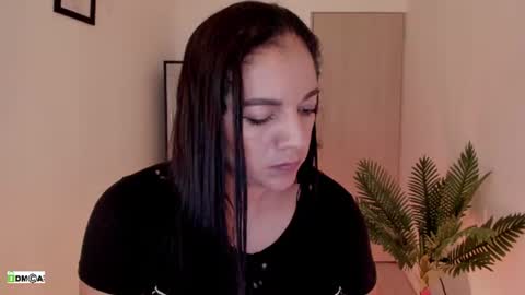 Snapshot of pink_kitten_ chatting on 07/11/26, 02:53 Eli online show from 07/11/26, 02:53