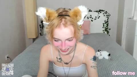 pink_lila18 online show from 10/06/25, 08:56