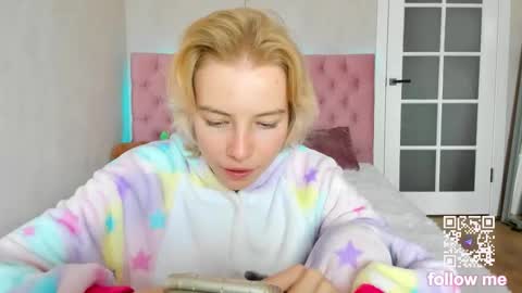 pink_lila18 online show from 10/07/25, 08:22