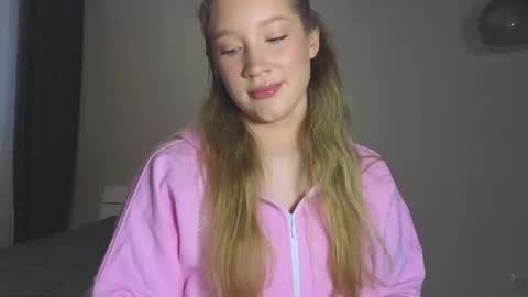   online show from 12/02/25, 03:01