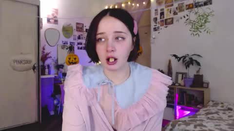 Snapshot of pink_soup chatting on 10/30/25, 07:14 Sony online show from 10/30/25, 07:14