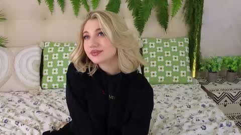 Adele online show from 10/06/25, 07:50