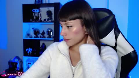 Emily online show from 03/04/25, 12:39