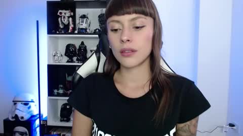 Emily online show from 09/26/25, 06:45