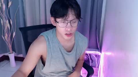 Snapshot of pinkcock_froi chatting on 06/15/26, 03:25 froi online show from 06/15/26, 03:25