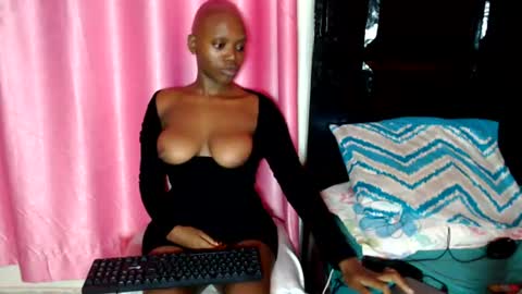 pinkdomina01 online show from 06/24/26, 07:46