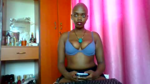 pinkdomina01 online show from 06/26/26, 09:25