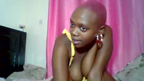 pinkdomina01 online show from 06/28/26, 09:32
