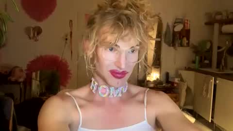 pinkfag online show from 09/10/25, 07:03