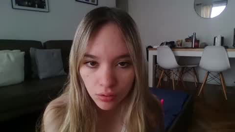 Snapshot of pinkilola chatting on 12/11/24, 03:15 Pinkilola online show from 12/11/24, 03:15