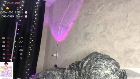 Snapshot of pinkncrazy chatting on 12/20/25, 05:42 HERES ALICE WELCOME EVERYONE LOVENSE DOMI REACT TO YOUR TIPS LETS MAKE A GREAT SHOW TOGETHER online show from 12/20/25, 05:42