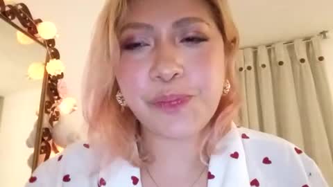 Snapshot of pinkpola chatting on 06/07/26, 03:21 Pink online show from 06/07/26, 03:21