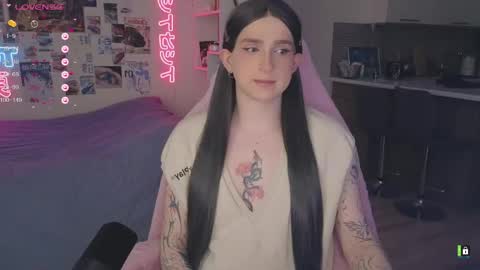 pinkvenom_ online show from 05/05/26, 04:48