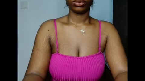 Snapshot of pinkxsugar chatting on 10/16/25, 08:48 pinkxsugar online show from 10/16/25, 08:48