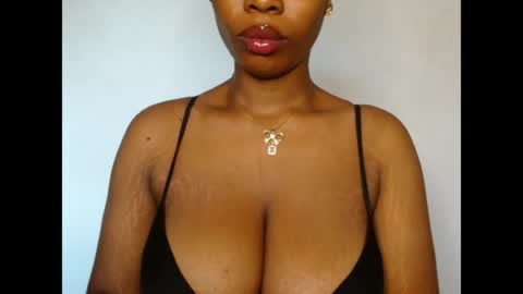 pinkxsugar online show from 05/05/26, 09:06