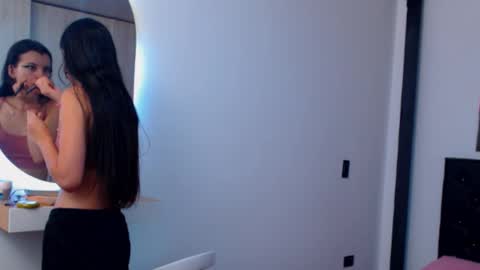 pinky_f00x online show from 01/06/26, 07:39