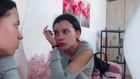 pinky_f00x online show from 04/08/26, 07:25