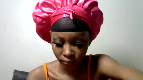 pinky_lov online show from 02/01/25, 07:34
