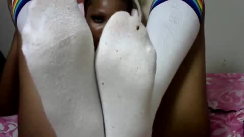 pinky_lov online show from 02/15/25, 12:33