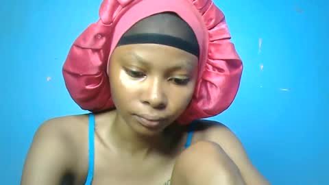 Snapshot of pinky_lov chatting on 10/20/25, 05:41 pinky_lov online show from 10/20/25, 05:41
