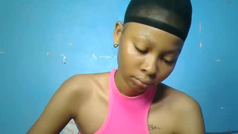 Snapshot of pinky_lov chatting on 11/01/25, 04:31 pinky_lov online show from 11/01/25, 04:31