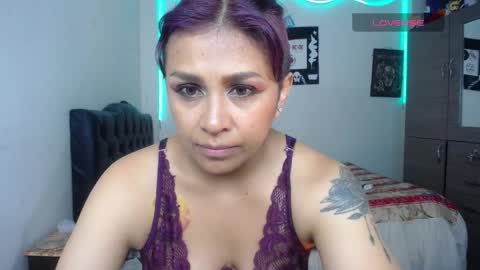 VIOLETA LOPEZ online show from 04/05/26, 10:40