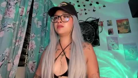 pinky_promiseex online show from 07/24/26, 12:08