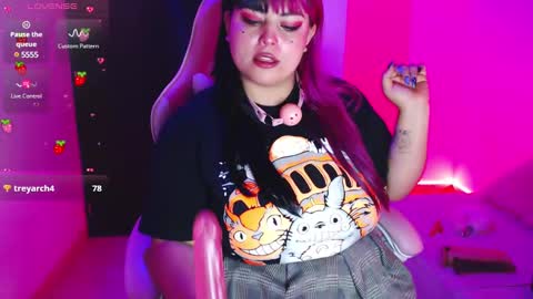 Pau online show from 02/16/25, 01:03