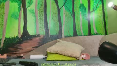 Snapshot of pinkypuppa chatting on 03/09/25, 06:43 Pinkypupa-Love online show from 03/09/25, 06:43