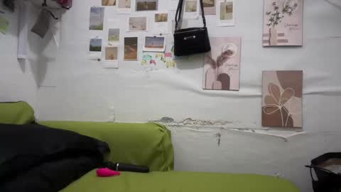 Rose online show from 11/05/25, 11:27