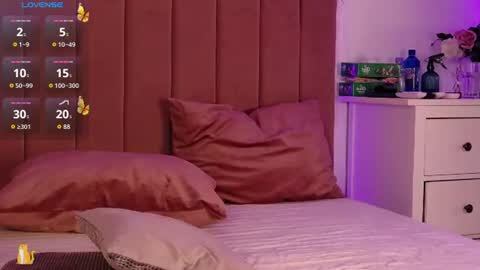 Pinky online show from 07/26/26, 06:59