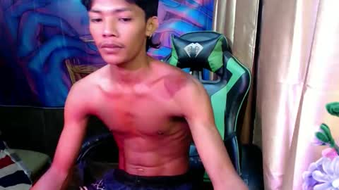 Snapshot of pinoy_cuteboy69 chatting on 03/17/26, 03:48 pinoy_cuteboy69 online show from 03/17/26, 03:48