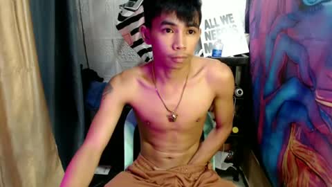 Snapshot of pinoy_oyd69 chatting on 06/13/26, 03:54 pinoy_oyd69 online show from 06/13/26, 03:54